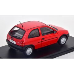 1:24 Масштабная модель OPEL Corsa B 1993 Red