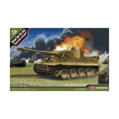 1:35 Сборная модель Танк German Tiger-I Ver. Early "Operation Citadel"