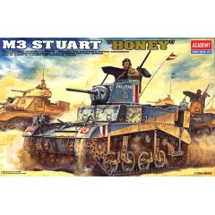 1:35 Сборная модель Танк M3 Stuart Honey