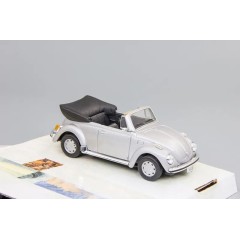 1:43 Масштабная модель Volkswagen Beetle Cabriolet - open (silver)