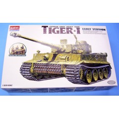 1:35 Сборная модель Танк Pz.Kpfw.VI Tiger I ранний