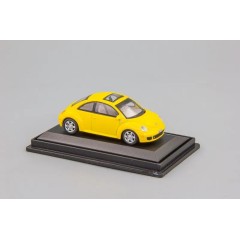 1:72 Масштабная модель Volkswagen Beetle Turbo S (2002) yellow, box