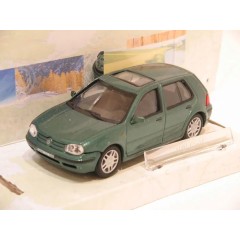 1:43 Масштабная модель Volkswagen Golf (grey)