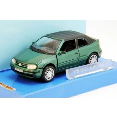 1:43 Масштабная модель Volkswagen Golf 3 cabrio closed (green)