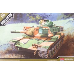 1:35 Сборная модель Танк US Army M60A2