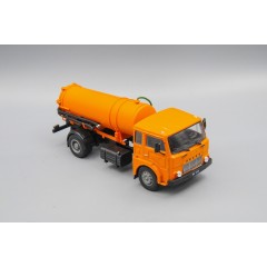 1:43 Kultowe Ciezarowki PRL-u №97 - JELCZ P325 SK-82