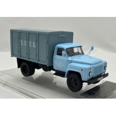 1:43 Масштабная модель Автомобиль-фургон ГЗСА-3704 "Хлеб", 1985 г.