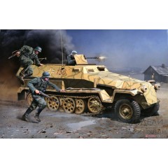 1:35 Сборная модель Техника и вооружение  German Sd.kfz. 251/1 Ausf. C