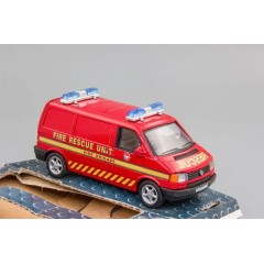 1:43 Масштабная модель Volkswagen T4 Fire Brigade