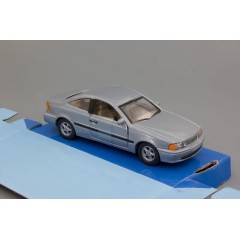 1:43 Масштабная модель Volvo C70 saloon (silver)