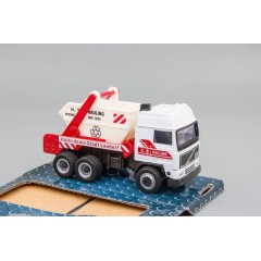 1:64 Масштабная модель Volvo FH 16, мусоровоз, белый