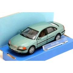 1:43 Масштабная модель Volvo S80 (green metallic)