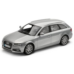 1:43 Масштабная модель AUDI A4 Avant, 2011, Ice Silver
