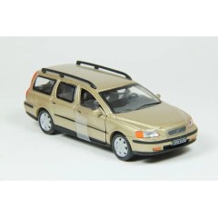 1:43 Масштабная модель Volvo V70 (beige)