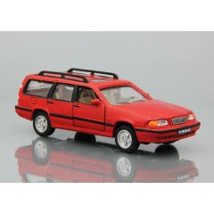 1:43 Масштабная модель Volvo V70 (red)