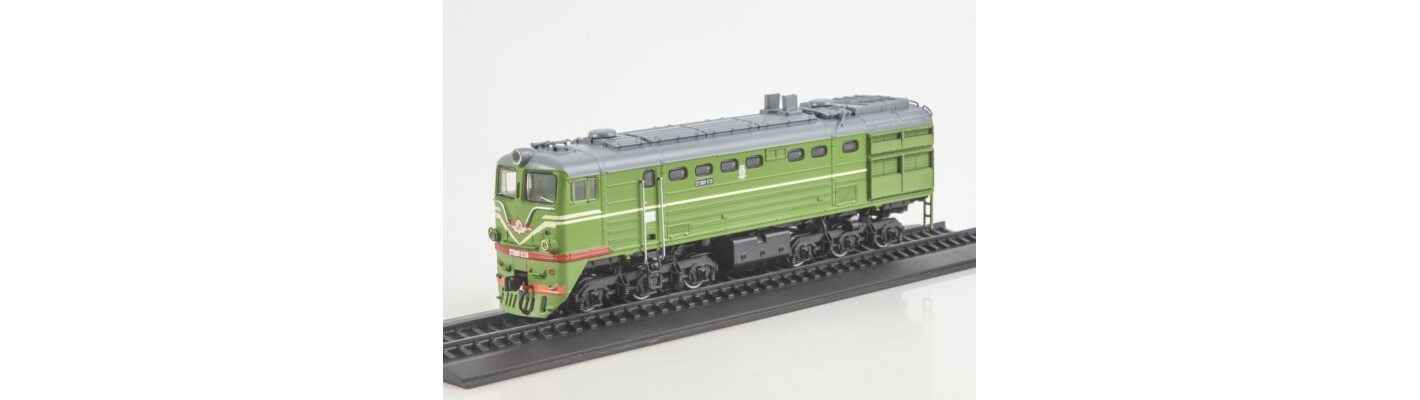 Наши поезда №28 - Грузовой тепловоз 2ТЭ10Л