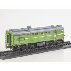 1:87 Наши поезда №28 - Грузовой тепловоз 2ТЭ10Л