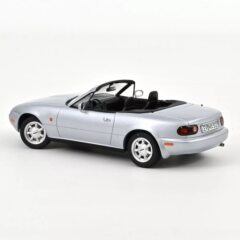 1:18 Масштабная модель MAZDA MX-5 1989 Silver