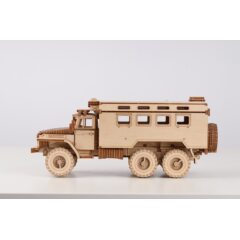 1:35 Сборная модель Грузовик 4320 кунг