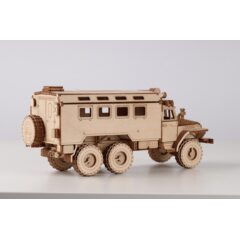 1:35 Сборная модель Грузовик 4320 кунг