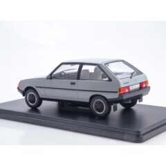 1:24 Легендарные Советские Автомобили №105 - ЗАЗ-1140 "Таврия"