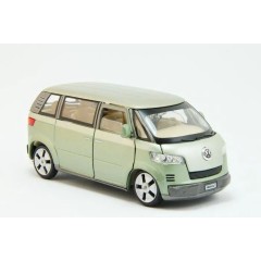 1:43 Масштабная модель VW Microbus (2001) beige