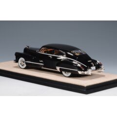 1:43 Масштабная модель CADILLAC Series 62 Club Coupe 1947 Black