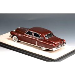 1:43 Масштабная модель CADILLAC Fleetwood 60 Special 1949 Maeira Maroon Metallic