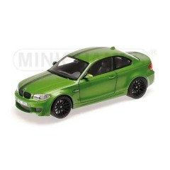1:18 Масштабная модель BMW 1 Series M Coupe 2011 (java green)