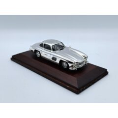 1:43 Масштабная модель MERCEDES BENZ 300sl Coupe (w198) (1954), chrome