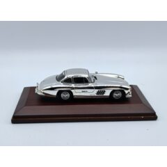 1:43 Масштабная модель MERCEDES BENZ 300sl Coupe (w198) (1954), chrome