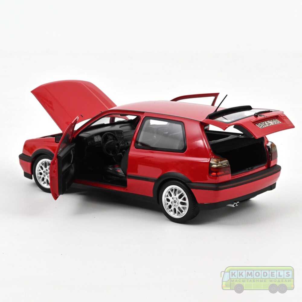 1:18 Масштабная модель VW Golf III GTI (3-двери) 1996 Flash Red