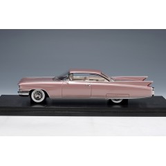 1:43 Масштабная модель CADILLAC Eldorado Seville 1960 Persian Sand Metallic