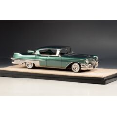 1:43 Масштабная модель CADILLAC Fleetwood Sixty Special 1957 Arlington Green Metallic