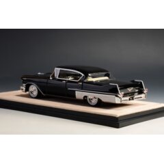 1:43 Масштабная модель CADILLAC Fleetwood Sixty Special 1957 Black