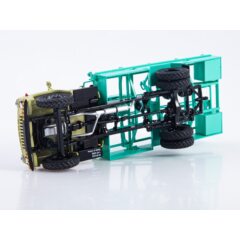 1:43 Масштабная модель Контейнерный мусоровоз М-30 (53) из к/ф "Золотая мина"