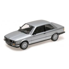 1:18 Масштабная модель BMW 323i (E30) 1982 (silver)