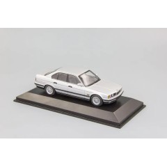 1:43 Масштабная модель BMW 535i 1988 Silver