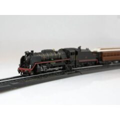 1:220 Масштабная модель локомотив MIKADO 141 и два вагона RENFE (Испанские жд) 1953