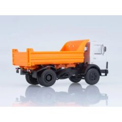 1:43 Масштабная модель МАЗ-5551 самосвал