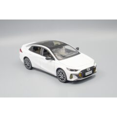 1:24 Модель GAC Trumpchi Empow, белый, 21 см