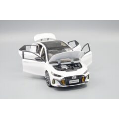 1:24 Модель GAC Trumpchi Empow, белый, 21 см