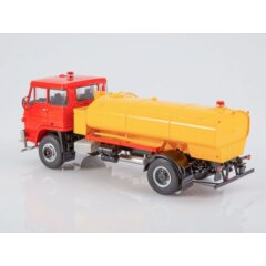 1:43 Масштабная модель Skoda 110.850 SA8