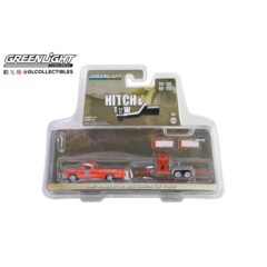 1:64 Масштабная модель DODGE D-100 пикап "Mr. Norm's Grand Spaulding Dodge" с прицепом-автовозом 1967 Orange