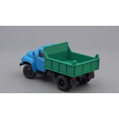 1:43 Масштабная модель ММЗ 4502 (ранняя решетка), голубой