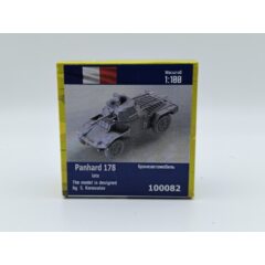 1:100 Сборная модель Французский бронеавтомобиль Panhard 178 поздний
