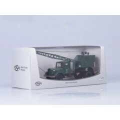 1:43 Масштабная модель Автокран К-51 (МАЗ-200), зеленый