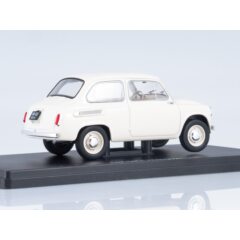 1:24 Легендарные Советские Автомобили №17 – ЗАЗ-965А “Запорожец”