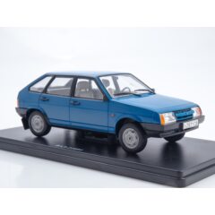 1:24 Легендарные Советские Автомобили №103 - Волжский-21091