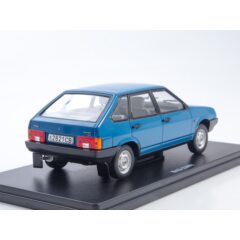 1:24 Легендарные Советские Автомобили №103 - Волжский-21091